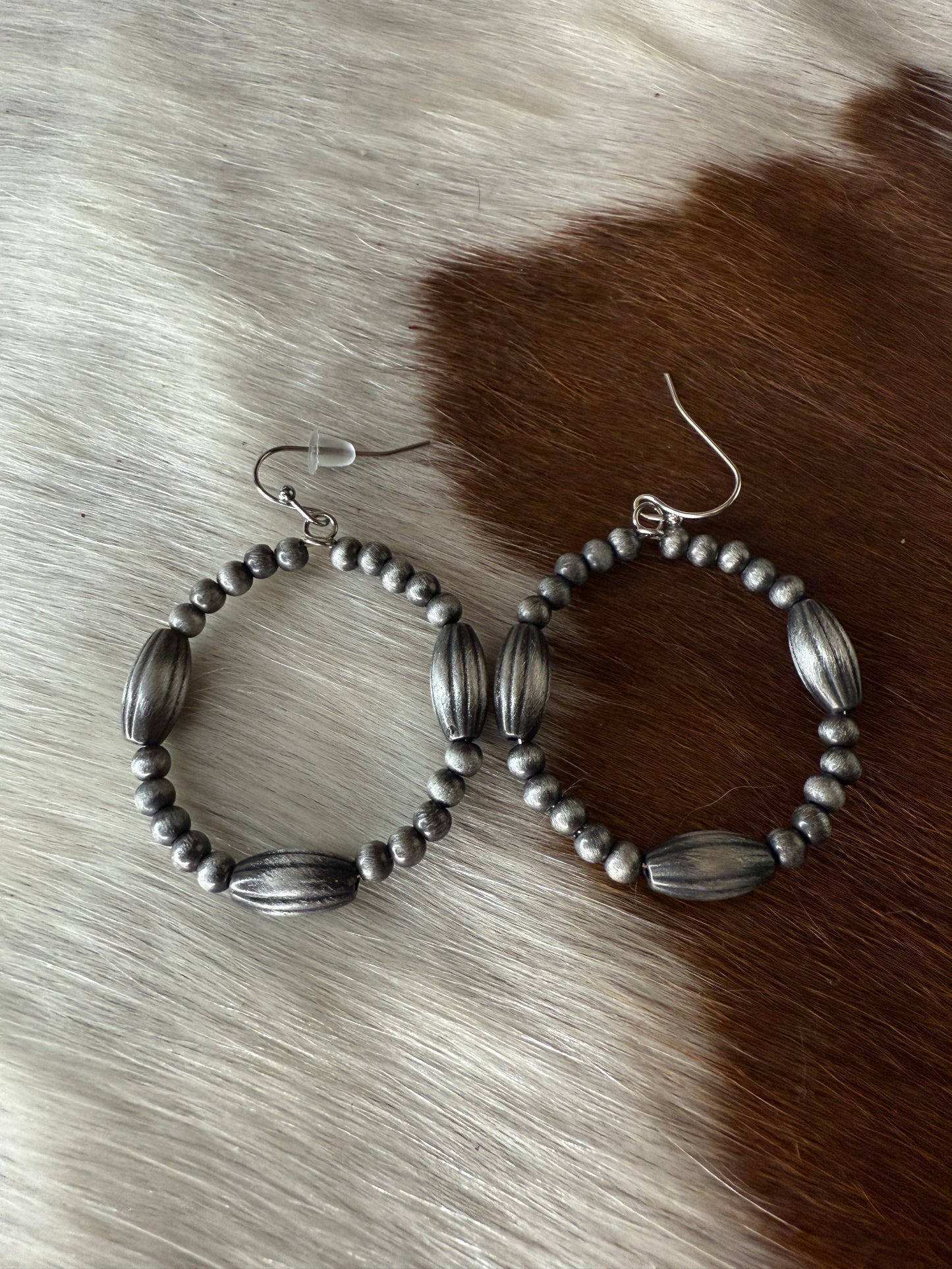 Prairie Pearl Hoops